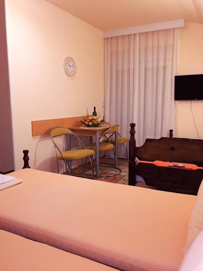 Apartmani Berghaus ซลาตีบอร์ ภายนอก รูปภาพ